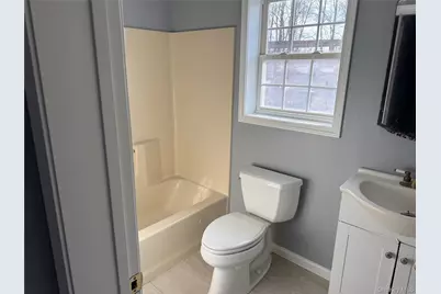 17 Orchard Place #C, Poughkeepsie, NY 12601 - Photo 14