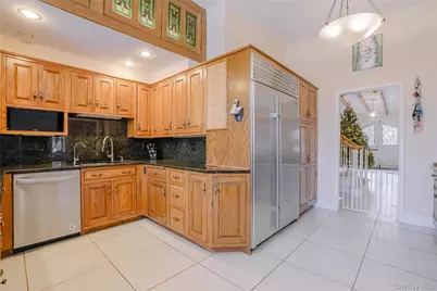 595 Grand Avenue, Newburgh, NY 12550 - Photo 22