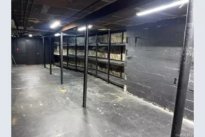 56-19 Metropolitan Avenue, Ridgewood, NY 11385 - Photo 12