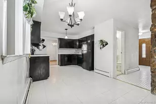 105 Loop Dr, Sayville, NY 11782 - Photo 12