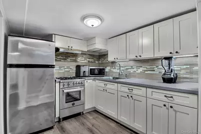 78 Redwood Lane, Massapequa Park, NY 11762 - Photo 18
