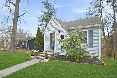 25 Massachusetts Avenue, Congers, NY 10920 - Photo 2