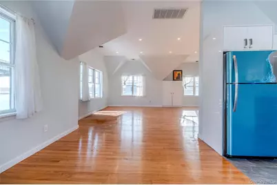 16823 Powells Cove Boulevard #12, Whitestone, NY 11357 - Photo 6