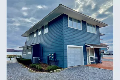 131 6th Street #G, Greenport, NY 11944 - Photo 20