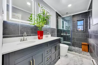 8 Barbara Lane, Jericho, NY 11753 - Photo 12