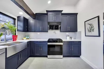 8 Barbara Lane, Jericho, NY 11753 - Photo 6