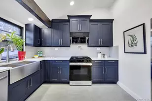 8 Barbara Ln, Jericho, NY 11753 - Photo 6