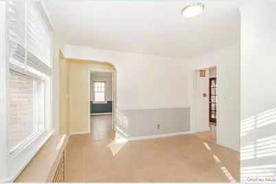 297 Otis Avenue, New York, NY 10306 - Photo 10