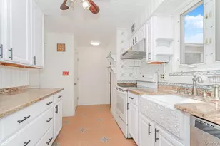 297 Otis Ave, New York, NY 10306 - Photo 8