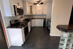 2480 Fir Ct, East Meadow, NY 11554 - Photo 6