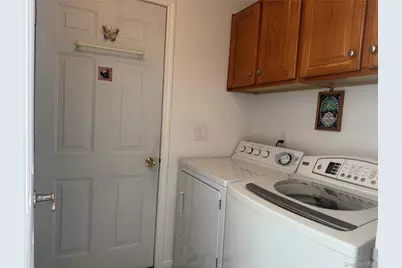 1407 Middle Road #275, Calverton, NY 11933 - Photo 18