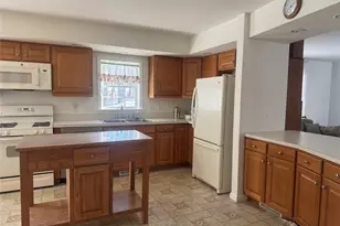 1407 Middle Rd, Calverton, NY 11933 - Photo 8