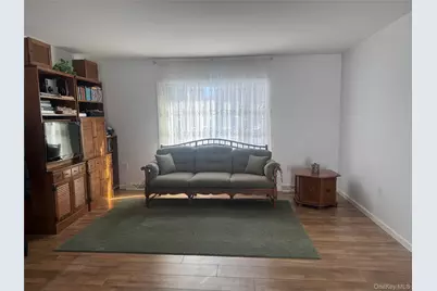 1407 Middle Road #275, Calverton, NY 11933 - Photo 2