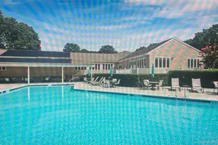 1407 Middle Rd, Calverton, NY 11933 - Photo 24