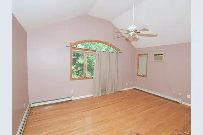 2 Aster Drive, New Hyde Park, NY 11040 - Photo 12