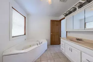 145 N Fostertown Dr, Newburgh, NY 12550 - Photo 18