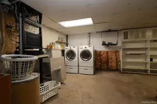 145 N Fostertown Dr, Newburgh, NY 12550 - Photo 30