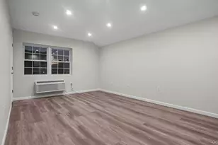 334 Underhill Ave, Bronx, NY 10473 - Photo 14