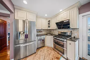 2421 Atlantic Blvd, Wantagh, NY 11793 - Photo 6