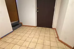 210 Schoenfeld Blvd, Patchogue, NY 11772 - Photo 22