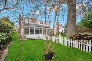 203 Green Valley Rd, East Meadow, NY 11554 - Photo 26