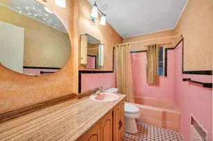 203 Green Valley Rd, East Meadow, NY 11554 - Photo 14