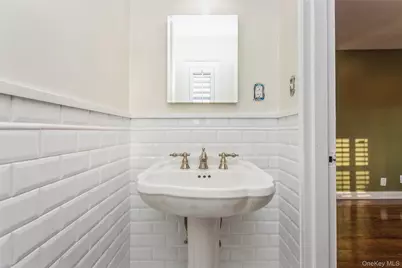 183 Drake Avenue #2E, New Rochelle, NY 10805 - Photo 14