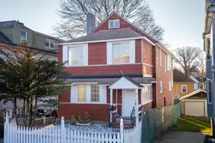 22 Chestnut Pl, Mount Vernon, NY 10553 - Photo 4