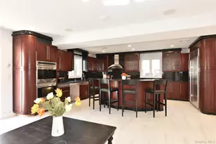 85-35 Midland Pkwy, Jamaica, NY 11432 - Photo 16