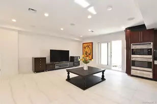 85-35 Midland Pkwy, Jamaica, NY 11432 - Photo 22