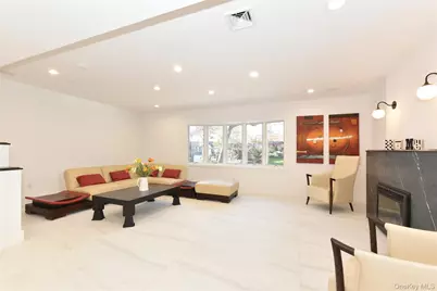 85-35 Midland Parkway, Jamaica, NY 11432 - Photo 10