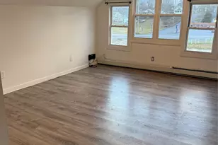 619 Salt Point Turnpike, Poughkeepsie, NY 12601 - Photo 10