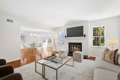 39 Alex Drive, White Plains, NY 10605 - Photo 4