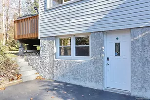 160 Pascack Rd, Chestnut Ridge, NY 10965 - Photo 14