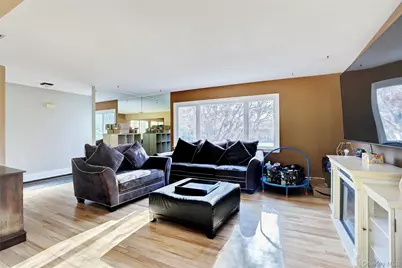 160 Pascack Road, Chestnut Ridge, NY 10965 - Photo 4