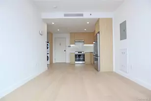 15002 Northern Bloulevard, Flushing, NY 11354 - Photo 16