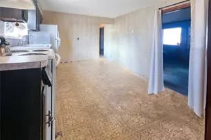 32 Flintlock Dr, Shirley, NY 11967 - Photo 6