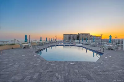 360 Shore Road #8L, Long Beach, NY 11561 - Photo 4