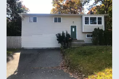 [Address not provided], Bayport, NY 11705 - Photo 2