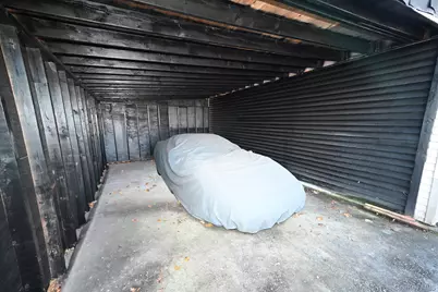 308 Jericho, New Hyde Park, NY 11040 - Photo 10