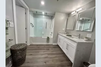 100 Glen Street #N2321, Glen Cove, NY 11542 - Photo 8