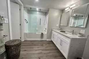 100 Glen St, Glen Cove, NY 11542 - Photo 8