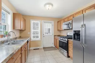 60 Wenliss Terrace, Wappingers Falls, NY 12590 - Photo 2