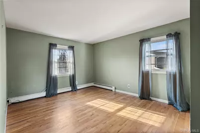 11 Marlboro Lane, East Islip, NY 11730 - Photo 8