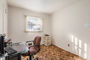 1 Shawnee Ln, Commack, NY 11725 - Photo 16