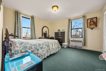52-35 39 Road #2C, Woodside, NY 11377 - Photo 8