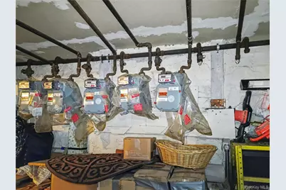 1722 Putnam Avenue, Ridgewood, NY 11385 - Photo 10