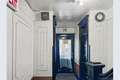 1722 Putnam Avenue, Ridgewood, NY 11385 - Photo 14