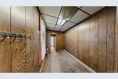 1722 Putnam Avenue, Ridgewood, NY 11385 - Photo 20