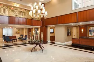 3000 Royal Ct, North Hills, NY 11040 - Photo 18